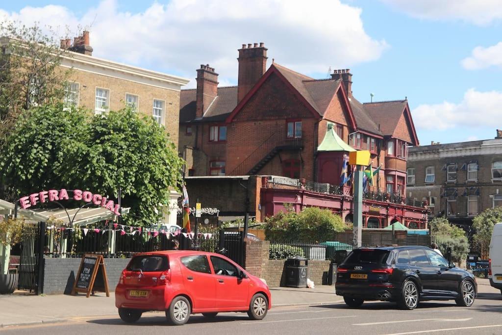 Qties Luxury Home London Luaran gambar