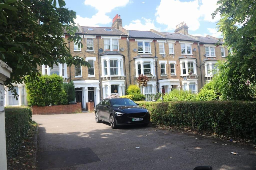 Qties Luxury Home London Luaran gambar