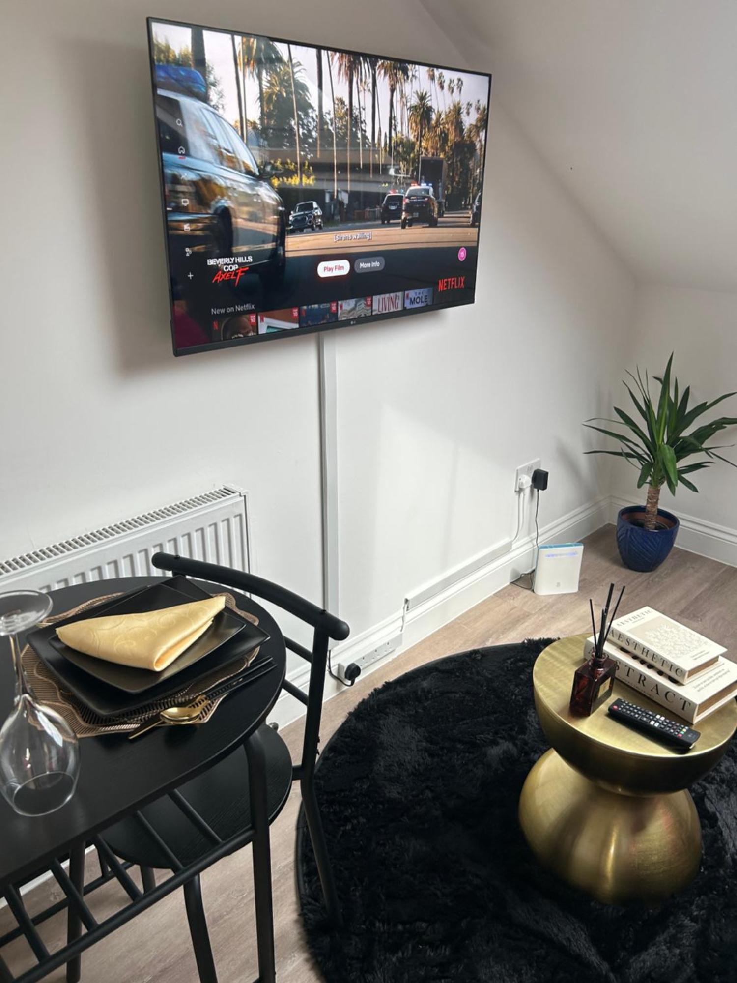 Qties Luxury Home London Luaran gambar