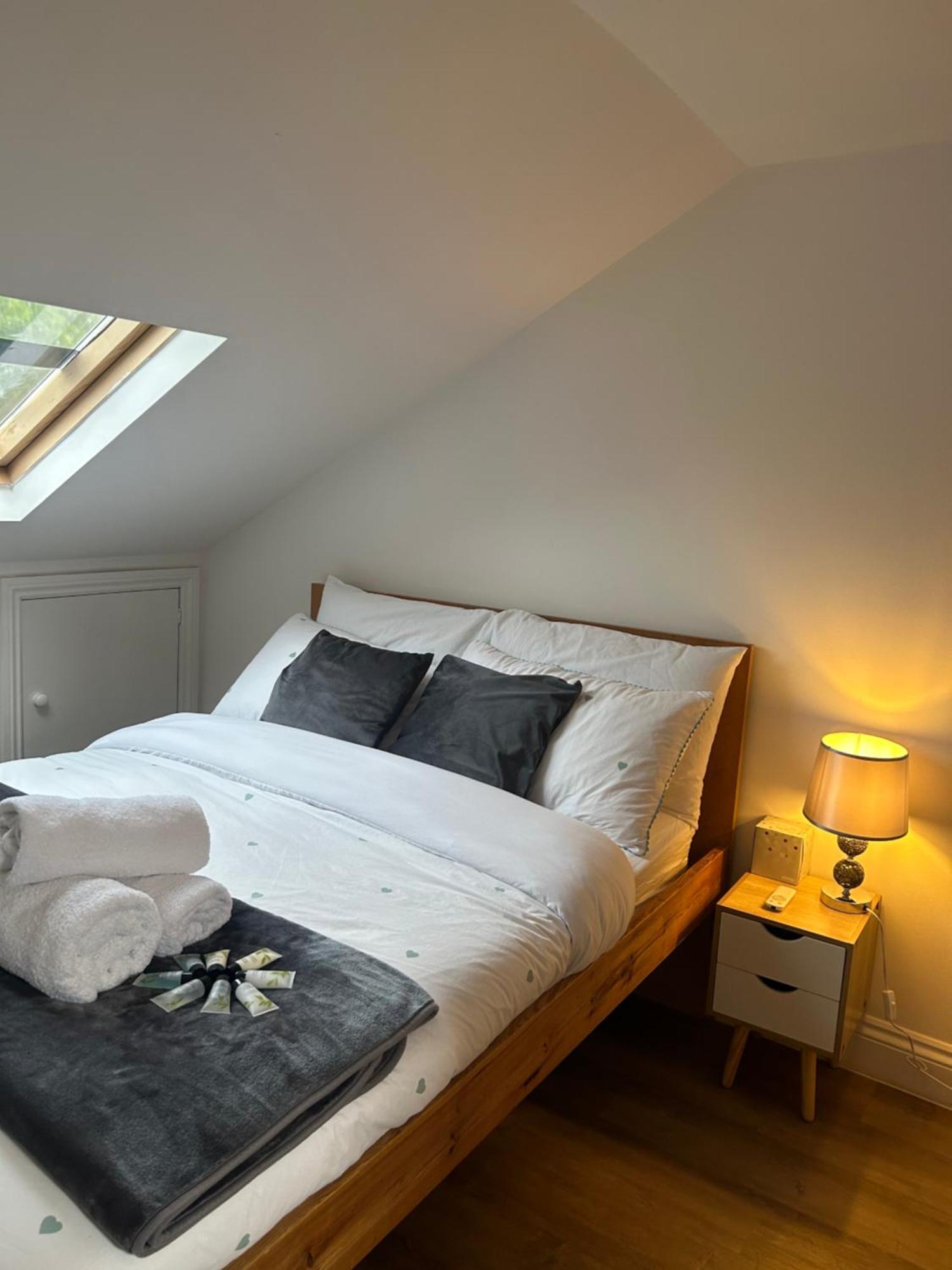 Qties Luxury Home London Luaran gambar