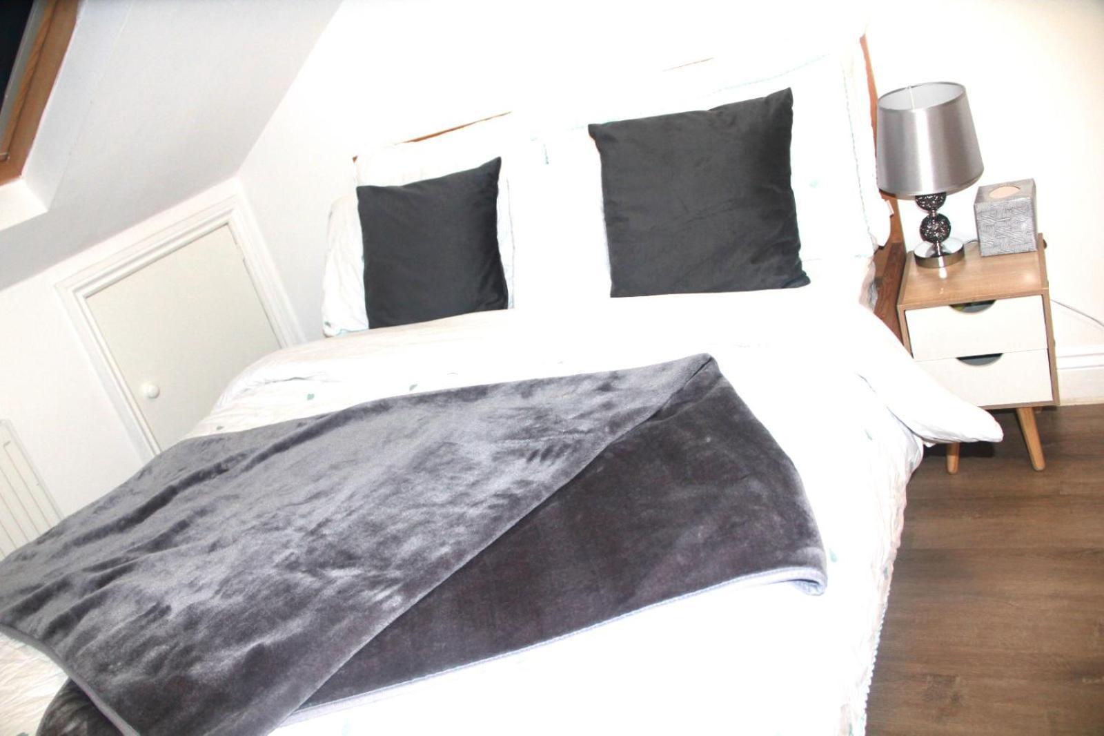 Qties Luxury Home London Luaran gambar