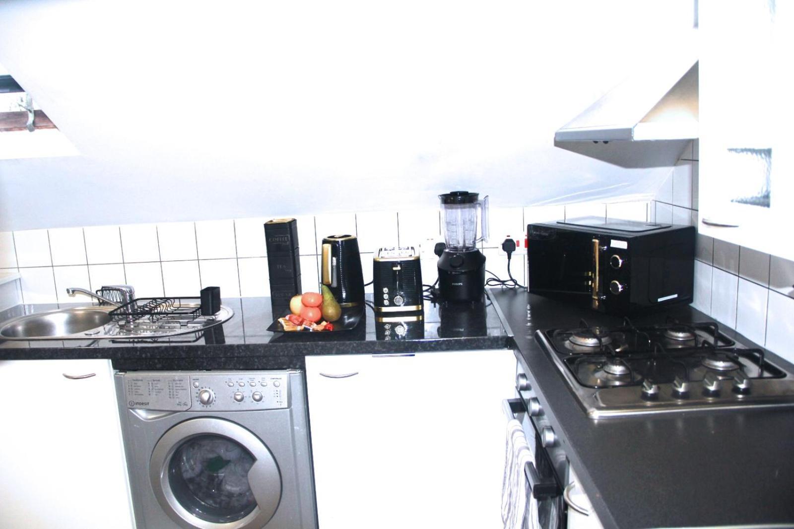 Qties Luxury Home London Luaran gambar